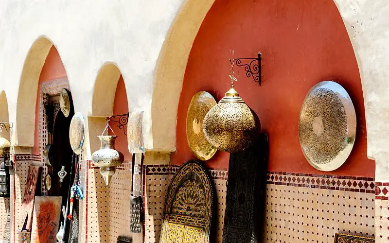 Une boutique dans une ruelle de la Médina de Marrakech