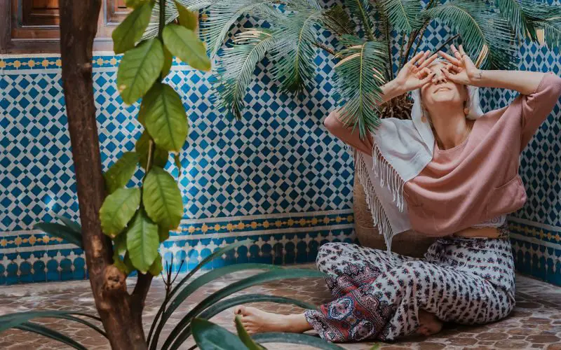 Des vêtements amples et couvrants pour les femmes à Marrakech, pour se sentir à l'aise