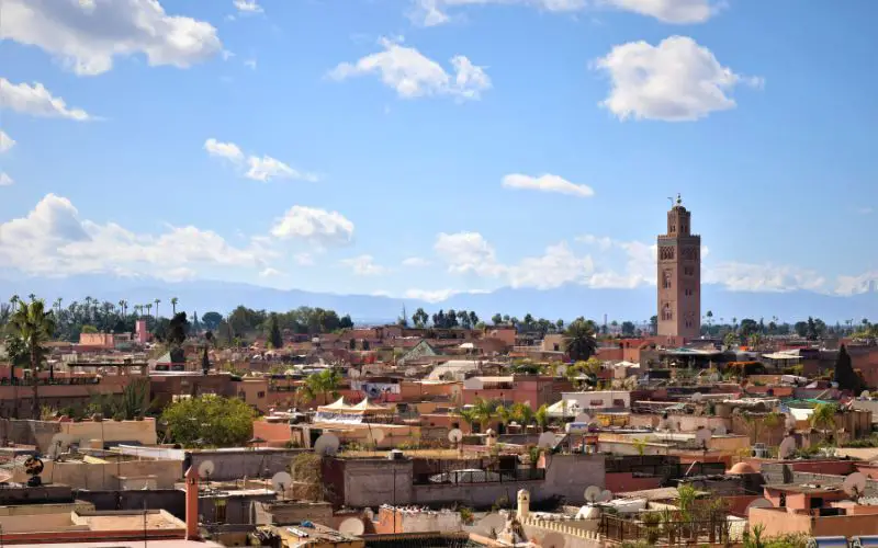 Vue panoramique sur Marrakech au mois de septembre