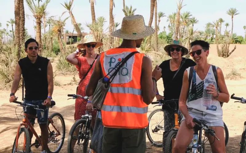 Balade à vélo encadrée dans la Palmeraie de Marrakech